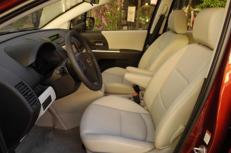  Mazda5 2006 года  (фото 98 из 129)